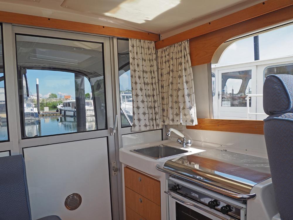 Stuurhuis, Accommodatie